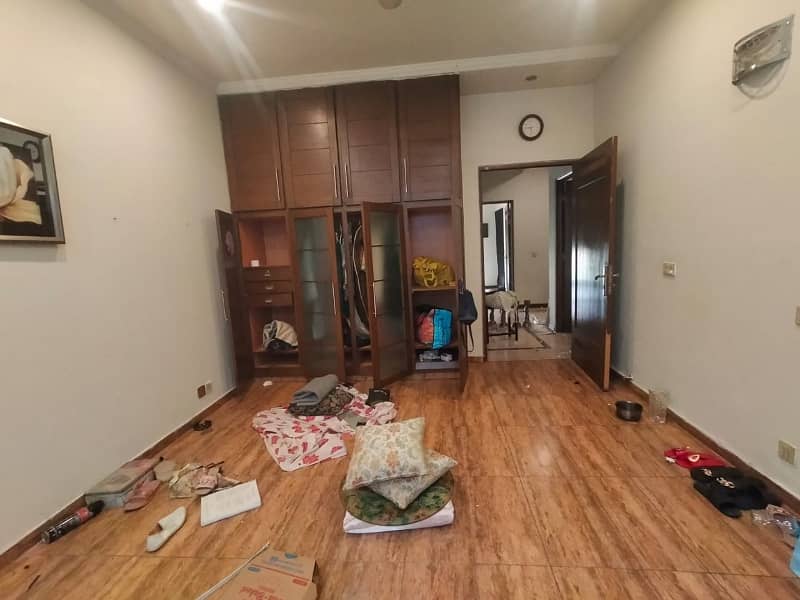 Beautiful 6 marla full house available for Rent in DHA Lahore phase 3 2