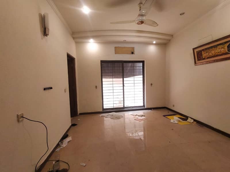 Beautiful 6 marla full house available for Rent in DHA Lahore phase 3 9