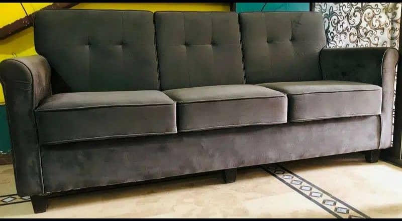 4 seater Sofa with table 3