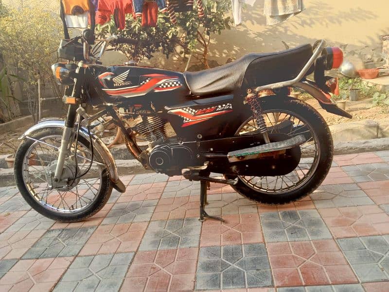 Honda cg125 0