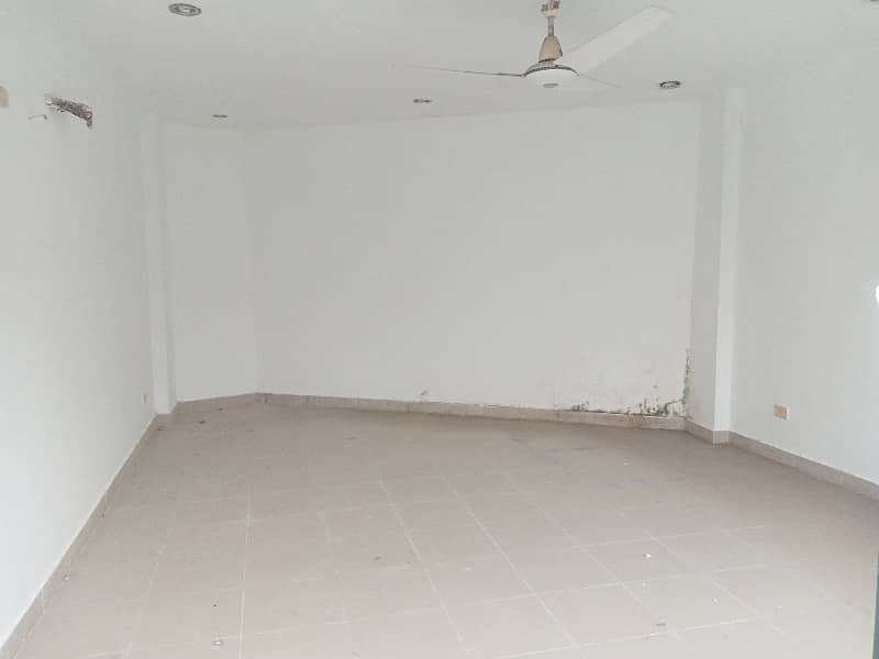 Shop Of 285 Square Feet Is Available For rent In Bahria Town Phase 3 3