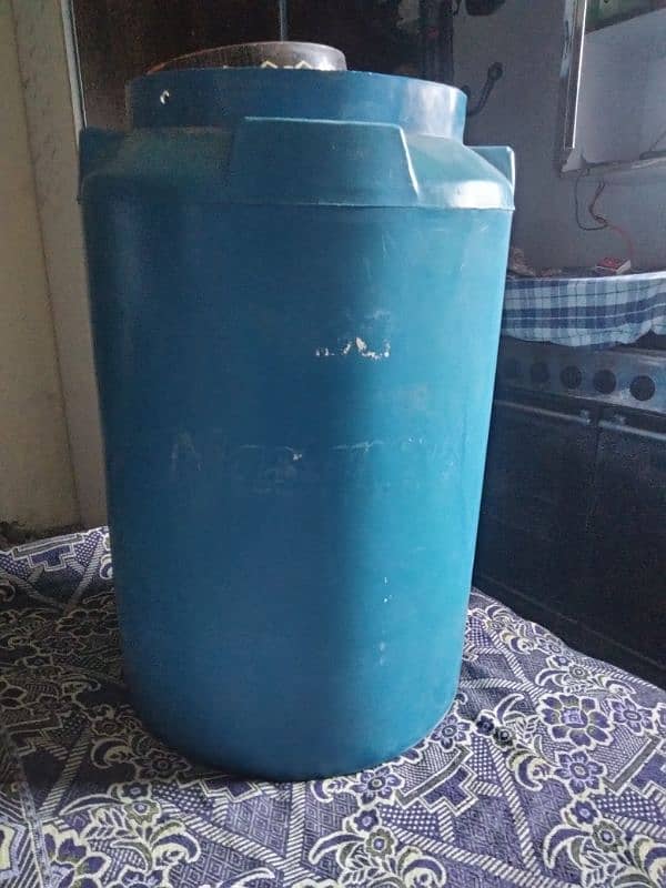 Water Tank/Tanki Master company 100Leters for sale 0