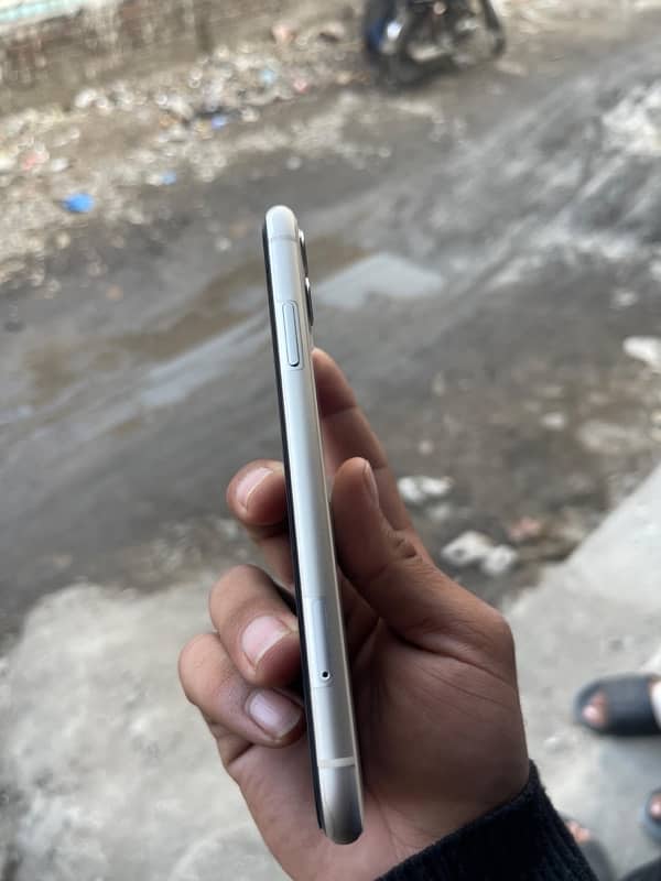 iphone 11 pta approved (dual sim) 3