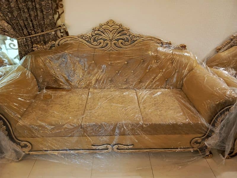 New sofa for sale 0