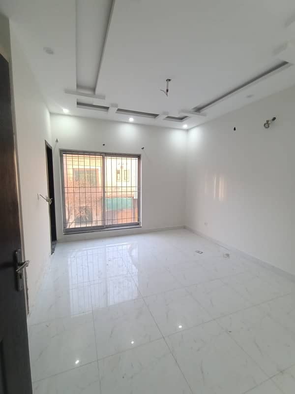 Prime Location 10 Marla Upper Portion For rent In Beautiful Jubilee Town - Block C 3