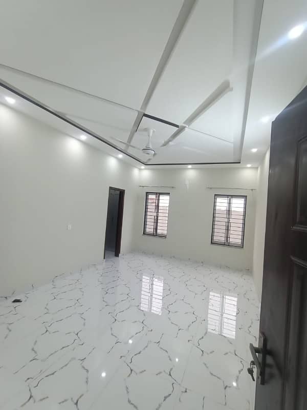 Tripple Storey 20 Marla House Available In LDA Avenue - Block C For rent 1