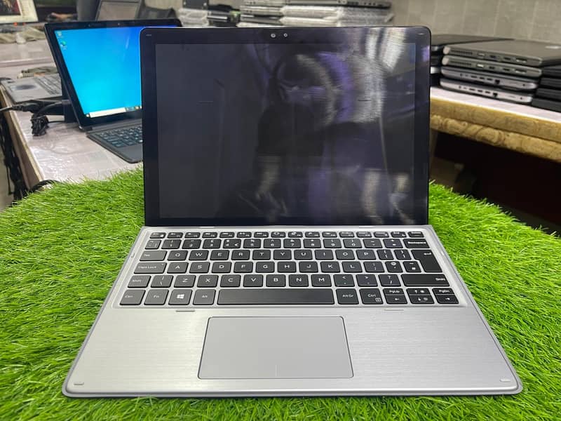 Dell Latitude 7200 2-in-1 (Touch+Detachable) , 7