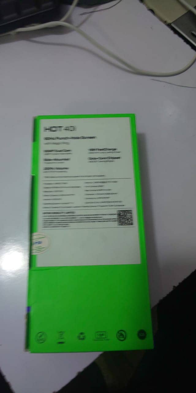 Infinix hot 40i ram 8+8/128 9