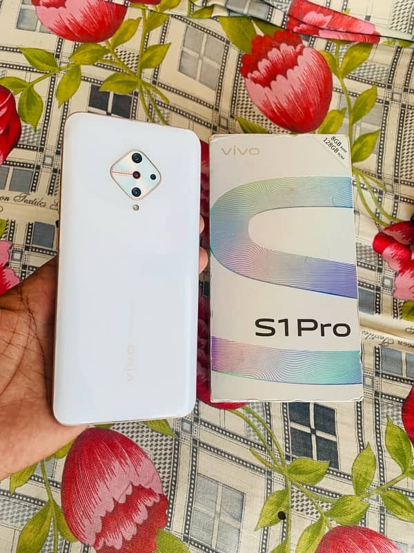 vivo s1 pro 8/128 Gb with box and charger 2