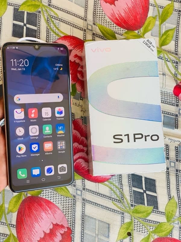 vivo s1 pro 8/128 Gb with box and charger 8