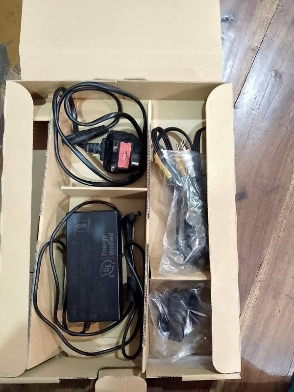 Panasonic PV100 Video Camera for Sale with Extra Battery, Box, 1