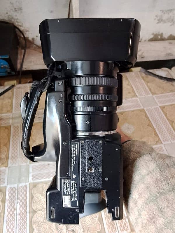 Panasonic PV100 Video Camera for Sale with Extra Battery, Box, 9