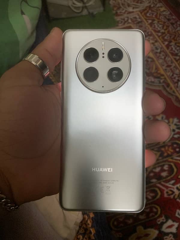 huawei mate 50 pro with box and cable 0