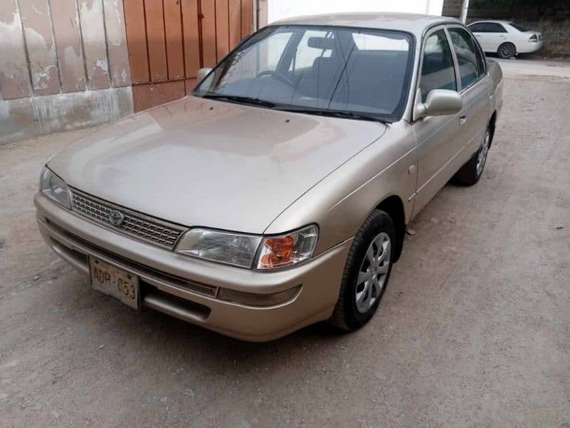 Toyota Corolla XE 2001 0