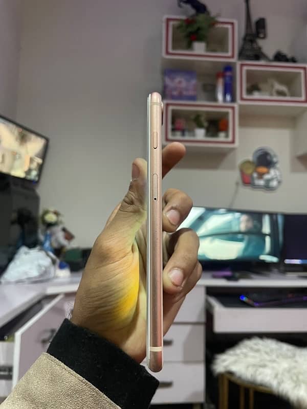 Iphone 8 plus pta approved 256gb 4