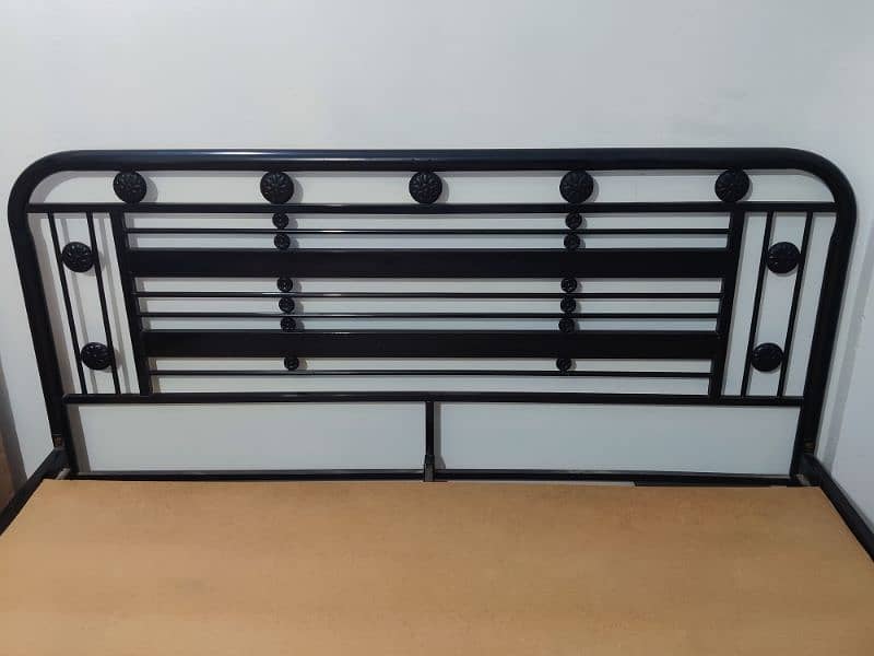 Steel bed for sale (without mattress) 5