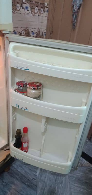 PEL refrigerator 6