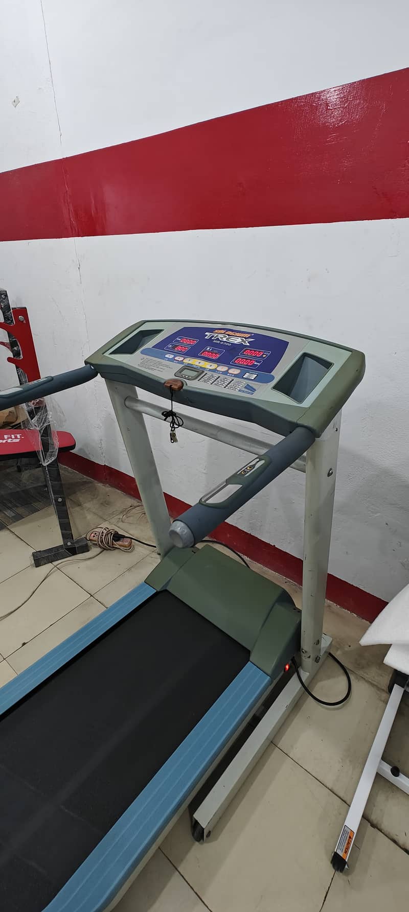 Treadmills /Running Machine/Eletctric treadmill/Ellipticals/Exercise 2