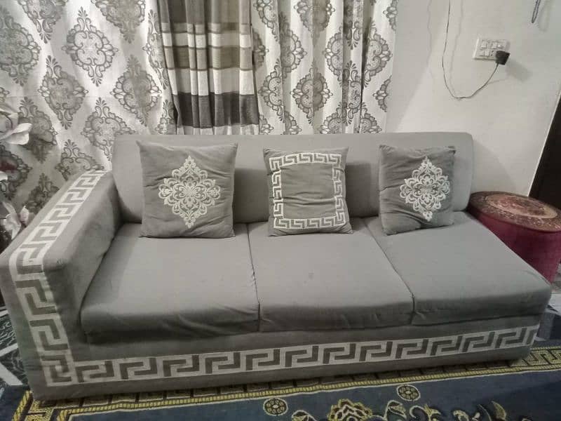 L shape sofa almost 5 months use brand new condition 2