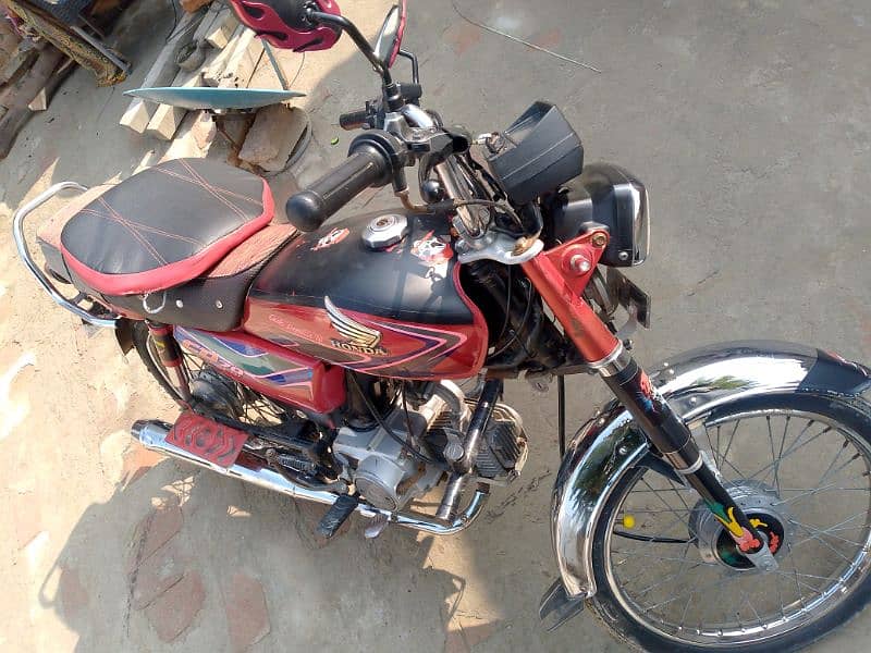 urgent sale Honda 70 model 2018 new condition 1