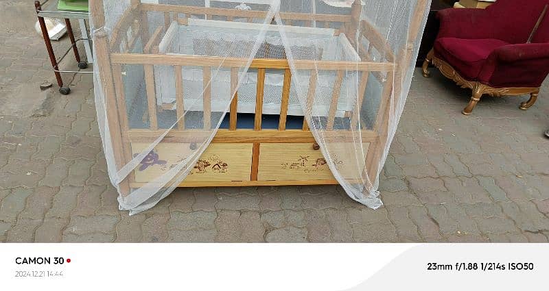 baby cot with swing 3