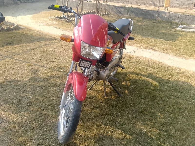 United 100 CC Bike 1