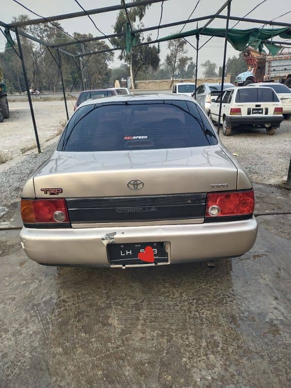 Toyota Corolla 1993 3