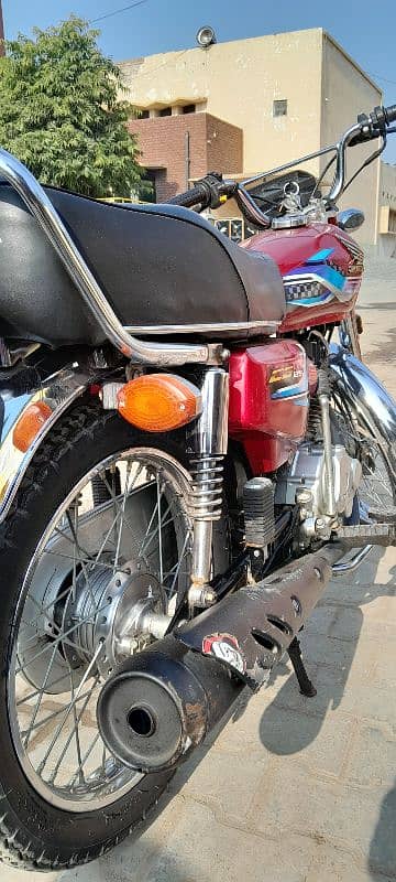 Honda 125 total original 2