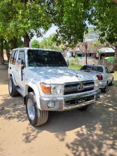 land cruiser 1989 army auction