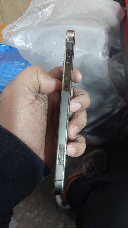 i phone 12 pro pta 1