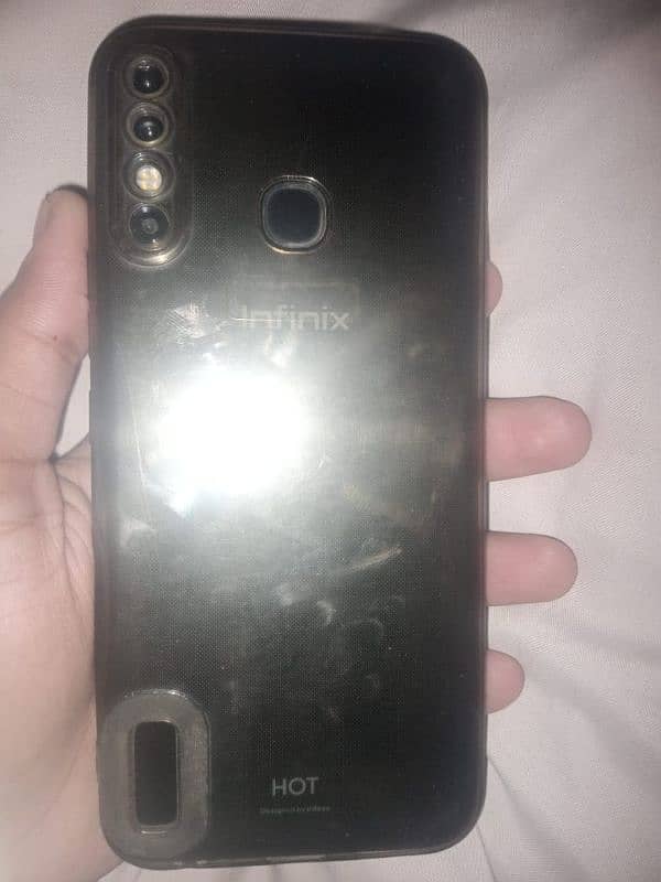 Infinix hot 8 4GB 64GB all ok good condition exchange possible 2