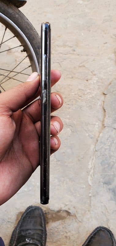 sumsung note 8 10/10 condition 6 /64 memory, 1 black dot,03448010290 3