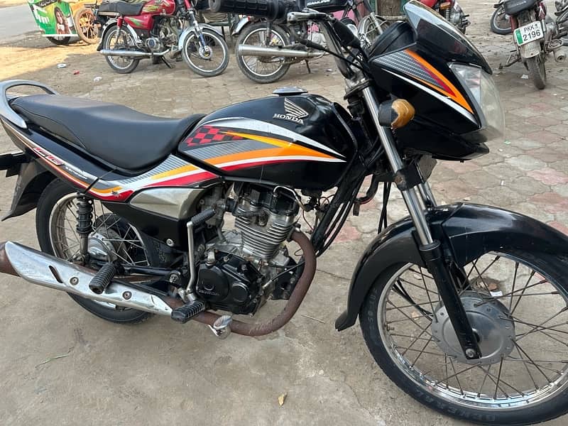 Honda CG 125 Dream 2014 2