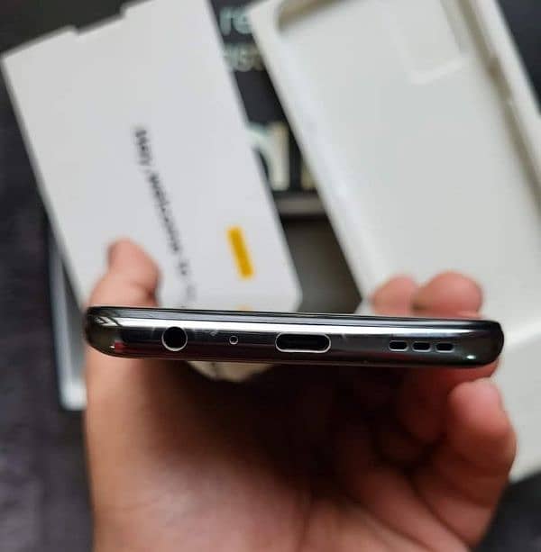 Realme GT master 03290506093watsapp 4