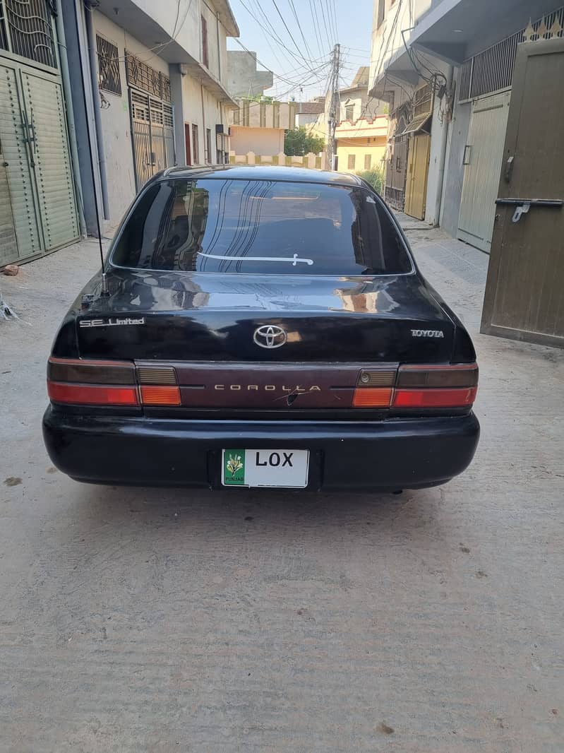 Toyota Corolla XE 1995 4