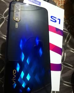 Vivo S1 4 GB 128 GB