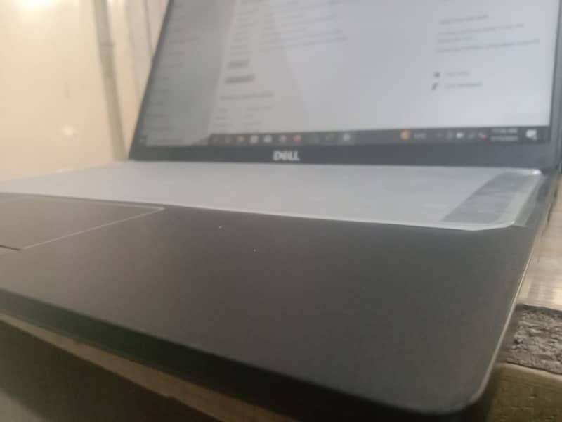 DELL LATITUDE 5400 BRAND NEW SCRATCHLESS MACHINE 1