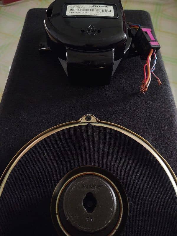 Original Imported Branded American Bose woofer heavy crunchy deep Bass 8