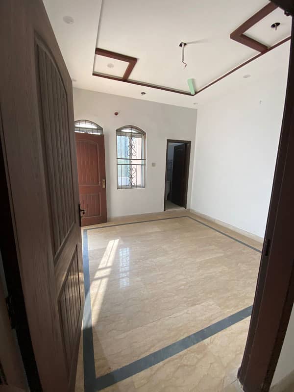 JOHAR TOWN BLOCK Q 5 MARLA BRAND NEW HOUSE FOR RENT 26