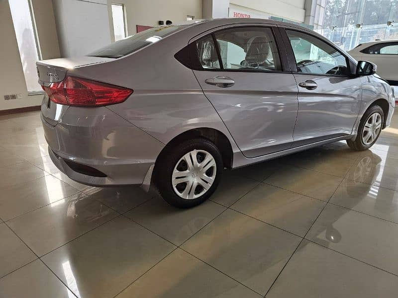 Honda City CVT 1.2 Automatic 2025 3