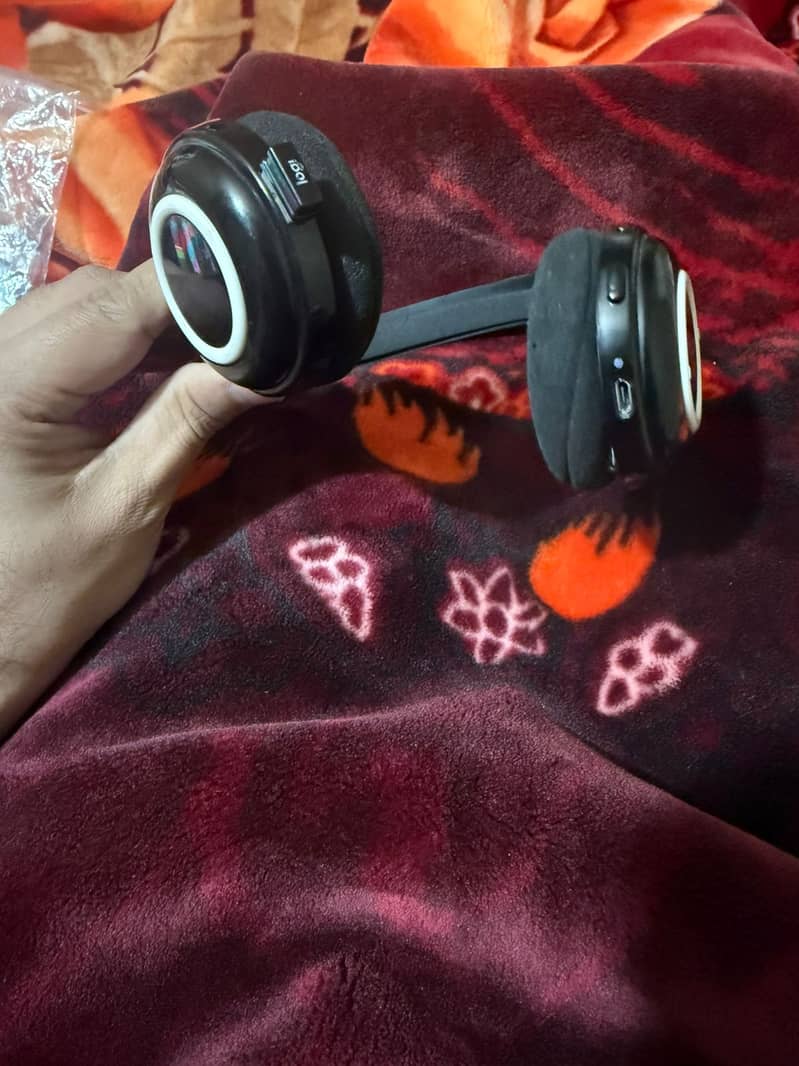 Logitech H600 Headphones 2