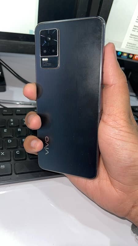 Vivo V21e 1