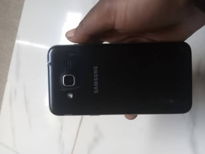 Samsung J3 2016 1