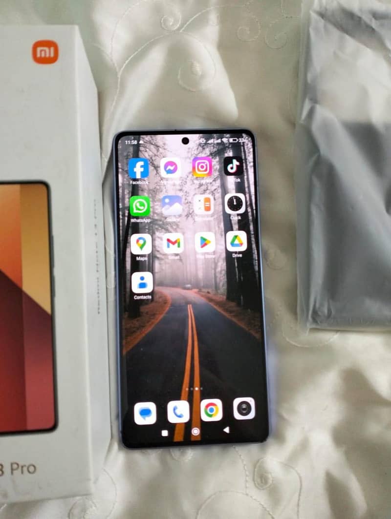 Xiaomi Redmi Note 13 Pro 3