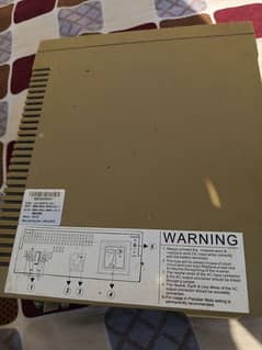 US Company UPS in Good Condition