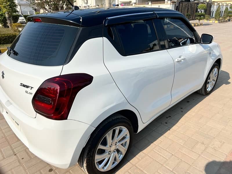 Suzuki Swift GL CVT 2022 7