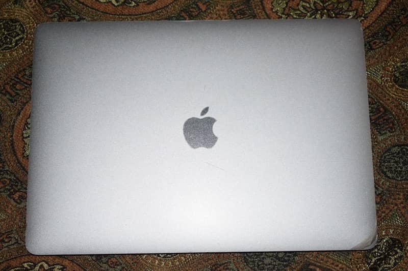 MacBook pro 2017 13inch 0