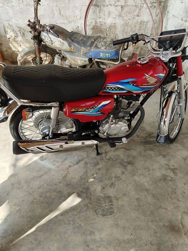 Honda 125 which is ok 2