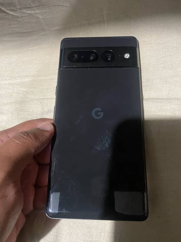 google pixel 7pro pta approved 12 / 256GB physical +esim waterpack 2