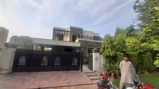 UNDER Renovation 6 Bed 1 KANAL House Available For Rent In Phase 4 DHA